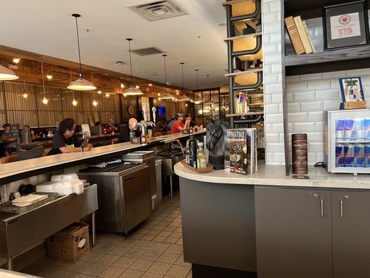 Book & Bourbon Southern Kitchen - Louisville Airport by null