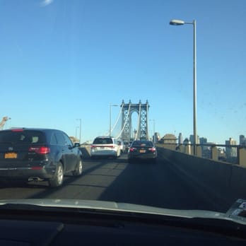 Manhattan Bridge - Manhattan crowded bridge - Landmarks & Historical Buildings Near Me Manhattan Bridge - Manhattan crowded bridge - Landmarks & Historical Buildings Near Me