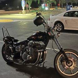 Roadhouse Bar - Motorcycle