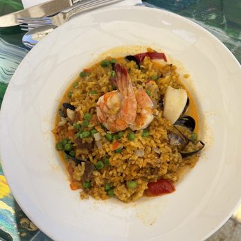 Geoffrey's Malibu - Seafood Paella - Seafood Near Me - Malibu, California