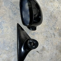 Black side mirror cover assembly before painting Black side mirror cover assembly before painting