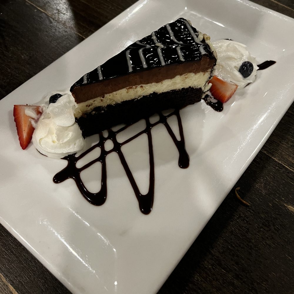 Gustav Chophouse - Chocolate Mousse Cake - Steakhouses Near Me - Collingwood, Ontario