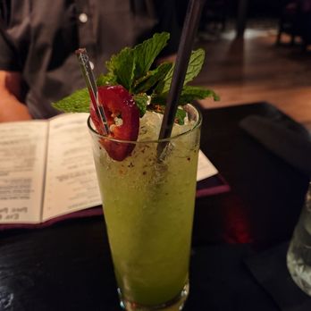 Voodoo Bayou - SNAKE OIL SALESMAN - Cocktail Bars Near Me - Orlando, Florida