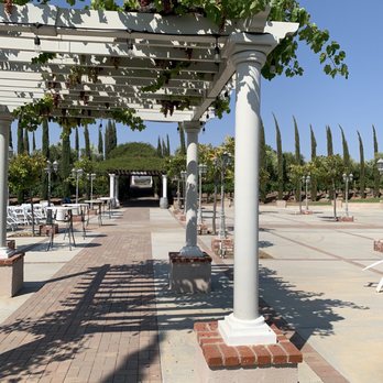 Grapeline Wine Tours - Wine Tours Near Me - Temecula, California