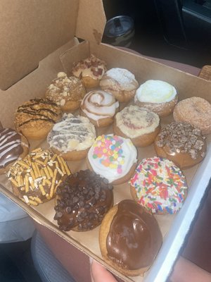 Da Vinci’s Donuts by null