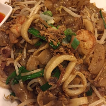 Banana Leaf - Stir fried flat noodles - Malaysian Near Me - Houston, Texas Banana Leaf - Stir fried flat noodles - Malaysian Near Me - Houston, Texas
