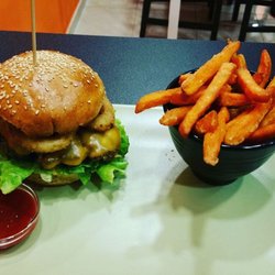 Hamburgueria da Esquina - Hamburguer Molho Leste
