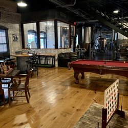 Hillsboro Brewing Company - Game area