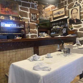 Xixario - Steakhouses Near Me - Orio, SS
