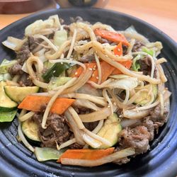 Seoul K-Food - Yaki udon with beef