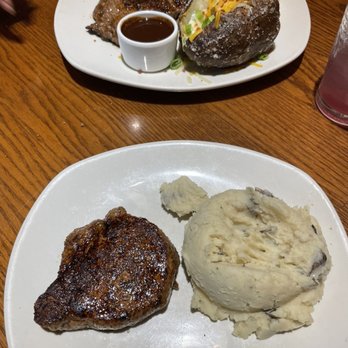 Outback Steakhouse - Ribeye with loaded backed potato, center cut sirloin with mashed potatoes - Steakhouses Near Me - Shelton, Connecticut Outback Steakhouse - Ribeye with loaded backed potato, center cut sirloin with mashed potatoes - Steakhouses Near Me - Shelton, Connecticut