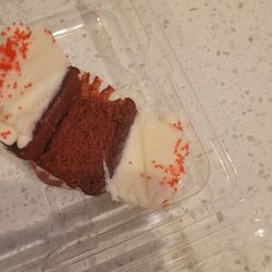 Gigi's Cupcakes of Jonesboro - Super dry