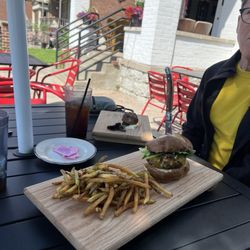 GAME on the River - Kangaroo Burger with truffle fries