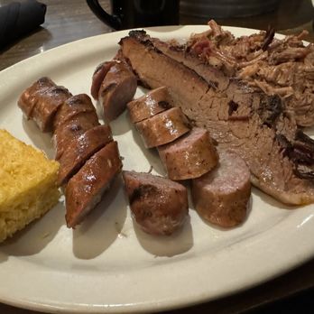 Smokehouse 52 BBQ - Barbeque Near Me - Chelsea, Michigan