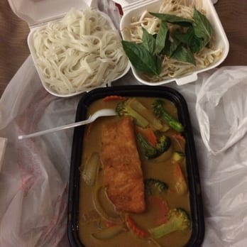 Red Curry Thai Restaurant - Yellow curry w/salmon and shrimp;) sub rice for rice noodle - side of basil / spouts - Thai Near Me - Augusta, Maine