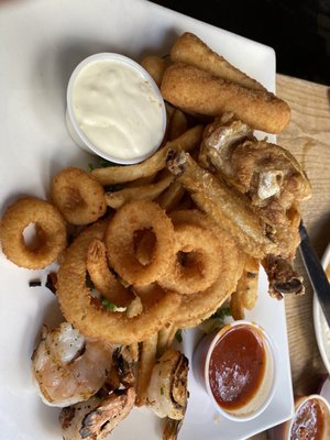 Iron Bar & Lounge NYC - Hell's Kitchen by null