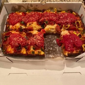 Master Pizza - Pizza, garlic bread and chicken wings!!! Delish!!! - Chicken Wings Near Me - Medina, Ohio Master Pizza - Pizza, garlic bread and chicken wings!!! Delish!!! - Chicken Wings Near Me - Medina, Ohio