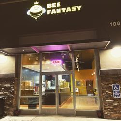 Bee Fantasy Tea Bar