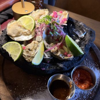Piedra - Oyster. - Beer Bar Near Me - Indianapolis, Indiana
