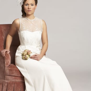 Julia Vahjen-Feine Kleider - Feine Brautkleider aus Hamburg-St.Georg - Bridal Near Me - Hamburg, HH Julia Vahjen-Feine Kleider - Feine Brautkleider aus Hamburg-St.Georg - Bridal Near Me - Hamburg, HH