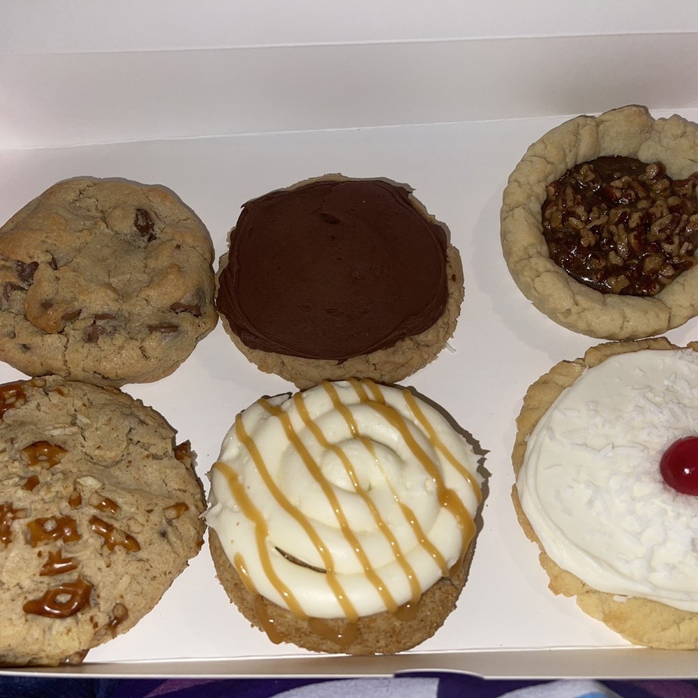 Crumbl - Colonial Heights - Chocolate chip, peanut butter bar, pecan pie, chocolate potato chip, salted caramel cheesecake and piña colada - Bakeries Near Me - Colonial Heights, Virginia Crumbl - Colonial Heights - Chocolate chip, peanut butter bar, pecan pie, chocolate potato chip, salted caramel cheesecake and piña colada - Bakeries Near Me - Colonial Heights, Virginia