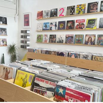 Commune Records - Inside - Vinyl Records Near Me - Pasadena, California