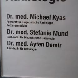 Dr. Med. Michael Kyas - Praxis - Schild
