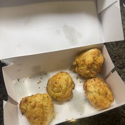 Cheddar Bay Biscuits