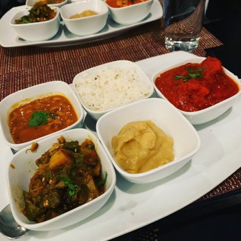 Tabla - Chicken Vindaloo Thali - Indian Near Me - Atlanta, Georgia Tabla - Chicken Vindaloo Thali - Indian Near Me - Atlanta, Georgia