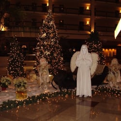 Art For Your Head - Living Angel Statue for your Holiday Event! Great fun for Photo-Ops!