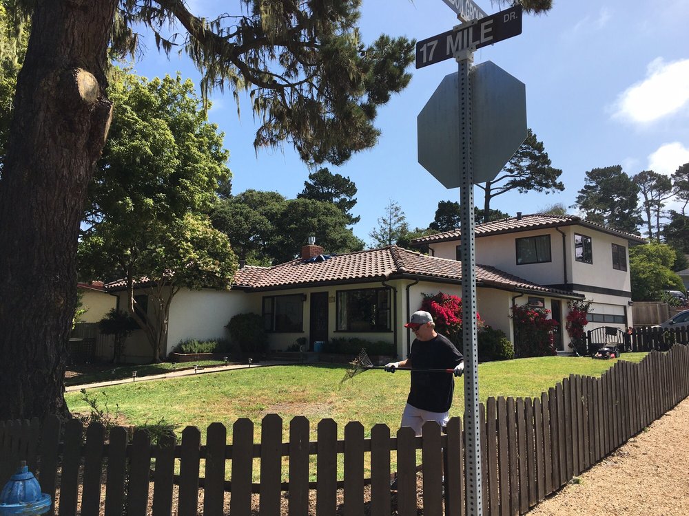 Slide of Diaz Roofing Company