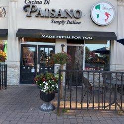 Paisano - Front entrance