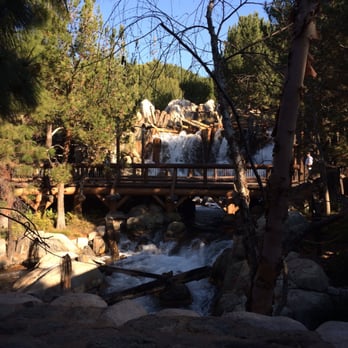 Grizzly River Run - Amusement Parks Near Me - Anaheim, California Grizzly River Run - Amusement Parks Near Me - Anaheim, California