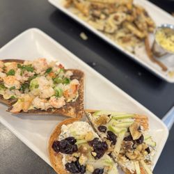 Tandem American Eatery - Tandem toast GF