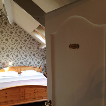 Bed and Breakfast Coupure - Topfloor room - Bed & Breakfast Near Me - Bruges, VWV Bed and Breakfast Coupure - Topfloor room - Bed & Breakfast Near Me - Bruges, VWV