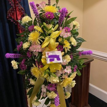 Phillips Florist - Beautiful flowers - Florists Near Me - Burlington, North Carolina