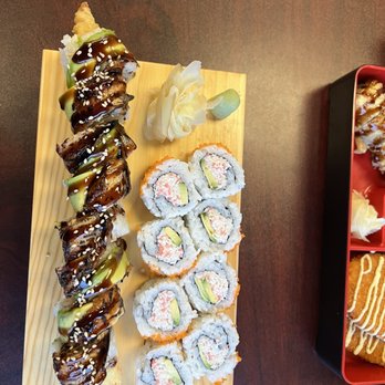 MOMOYA SUSHI & BENTO - Updated August 2024 - 212 Photos & 125 Reviews ...