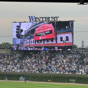 Wrigley Field - Stadiums & Arenas Near Me - Chicago, Illinois