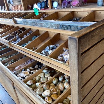Zion Rock & Gem - Gift Shops Near Me - Springdale, Utah Zion Rock & Gem - Gift Shops Near Me - Springdale, Utah