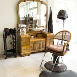 Betty Green Salon - The salon is furnished with several lovely antiques pieces.  Photo by Nick Azzaro