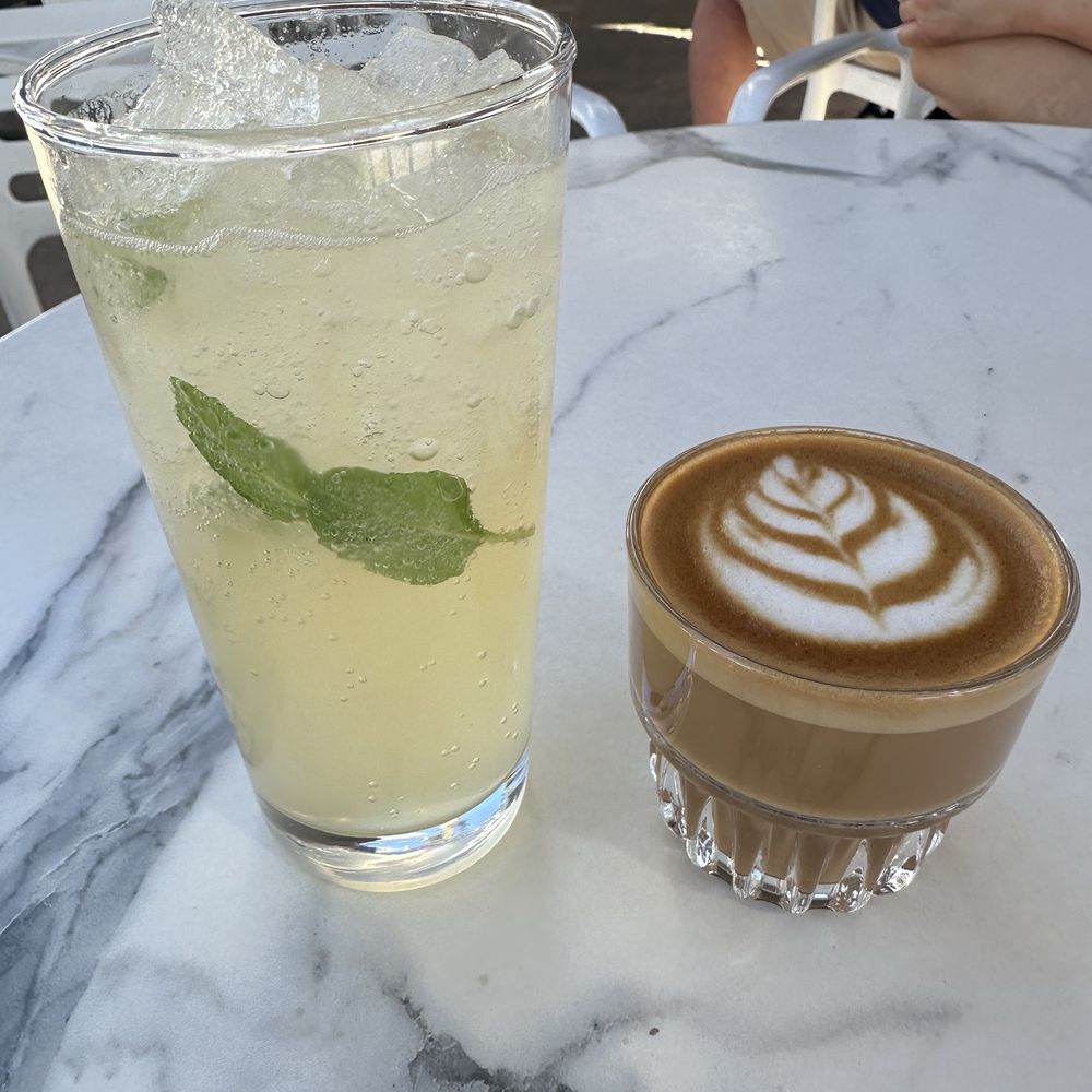 YES PLEASE - Latte 16 oz. Regular Fruit Fusions - Coffee & Tea Near Me - La Quinta, California YES PLEASE - Latte 16 oz. Regular Fruit Fusions - Coffee & Tea Near Me - La Quinta, California