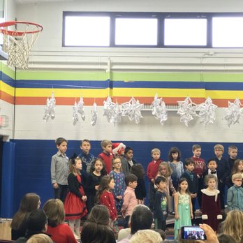Meadowbrook School - The winter play - Elementary Schools Near Me - Northbrook, Illinois Meadowbrook School - The winter play - Elementary Schools Near Me - Northbrook, Illinois