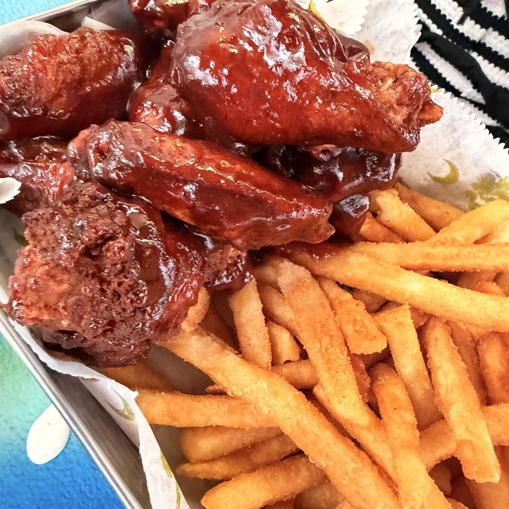 Moe Moons - Bbq wings - New American Near Me - Myrtle Beach, South Carolina