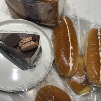 Paris Baguette - Bakeries Near Me - Toronto, Ontario Paris Baguette - Bakeries Near Me - Toronto, Ontario