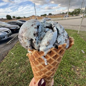Sweet Melody Ice Cream - Kooki Monster - Ice Cream & Frozen Yogurt Near Me - Miami, Florida