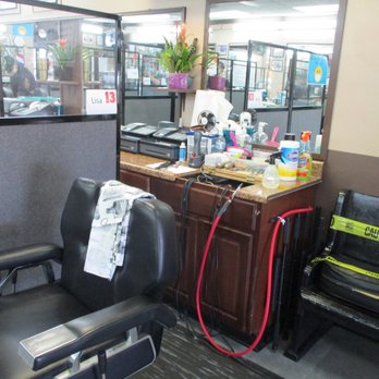 Bell Tower Barber Shop - Barber chair - Barbers Near Me - Lake Forest, California Bell Tower Barber Shop - Barber chair - Barbers Near Me - Lake Forest, California