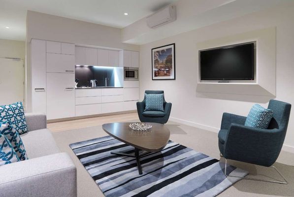 Wyndham Hotel Melbourne by null