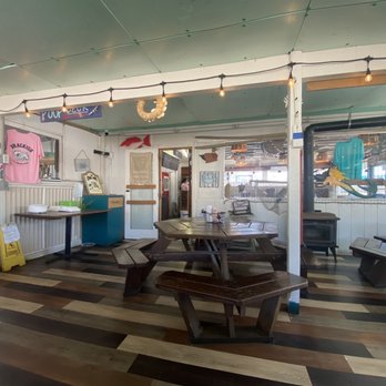 Washington Crab - Washington - Inside - Seafood Near Me - Washington, North Carolina Washington Crab - Washington - Inside - Seafood Near Me - Washington, North Carolina