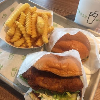 Shake Shack Coral Gables - Chicken sandwich delish!!!! - Burgers Near Me - Coral Gables, Florida Shake Shack Coral Gables - Chicken sandwich delish!!!! - Burgers Near Me - Coral Gables, Florida
