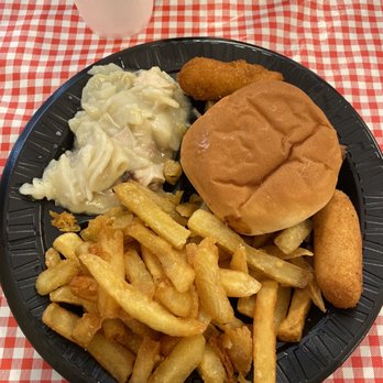 High Cotton BBQ - Brisket Sandwich Plate, French Fries, Chicken and a Pastry - Barbeque Near Me - Kitty Hawk, North Carolina